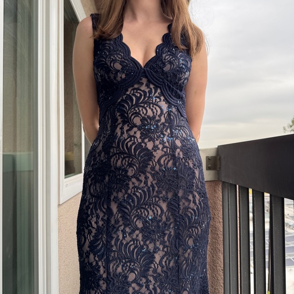 Nightway evening gown dress - Picture 2 of 10